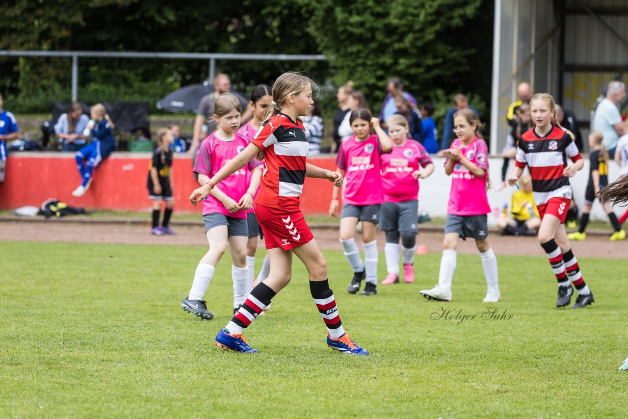 Bild 360 - Loewinnen Cup